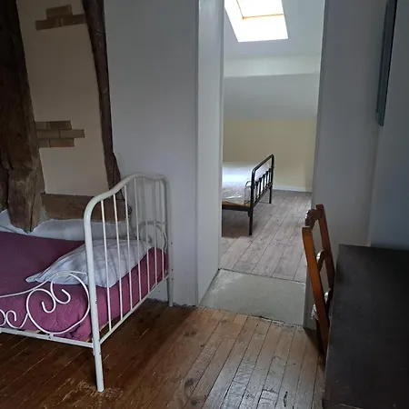 Les Ecuries Du Seque Bed & Breakfast