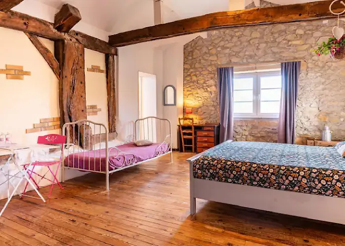 Bed & Breakfast Les Ecuries Du Seque 3*
