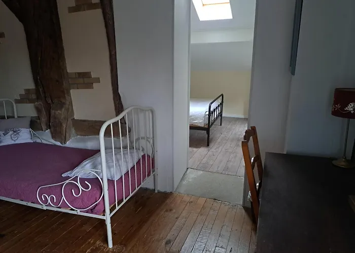 Les Ecuries Du Seque Bed & Breakfast